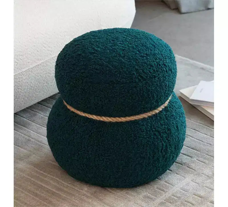 Tabouret bonhomme de neige chic de 43,9 cm, repose-pieds mignon, pouf d'appoint pour salon, repose-pieds plissé en tissu de flanelle avec une capacité de 68 kg