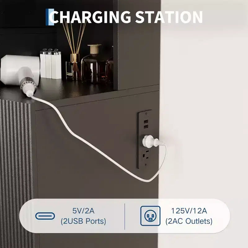 Coiffeuse, coiffeuse cannelée avec tiroirs et armoires, coiffeuse moderne avec station de charge, 3 modes d'éclairage de couleur pour chambre à coucher