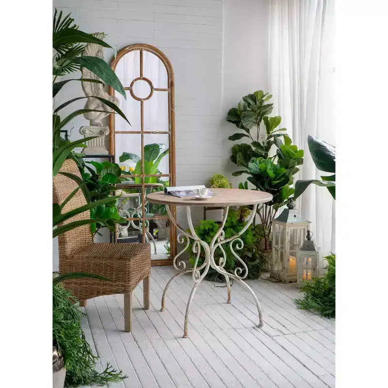 Table ronde en bois avec pieds en métal ouvragé finition blanche 31,5x31,5